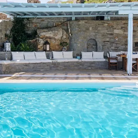 Holiday Lefkes