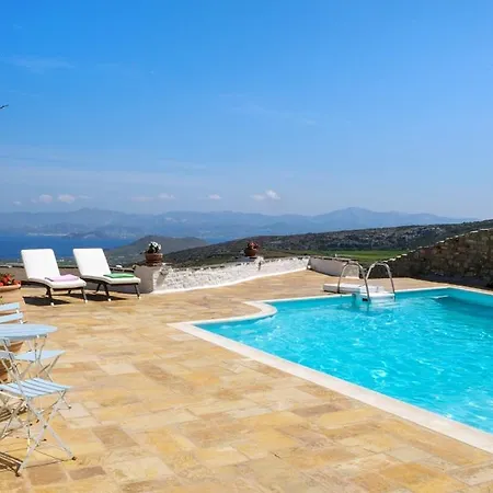 Holiday Lefkes Casa vacanze *